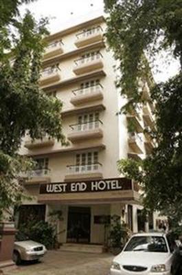 фото отеля West End Hotel Mumbai
