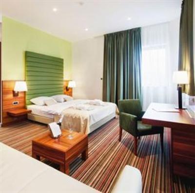 фото отеля Hotel Sport Ivanic-Grad