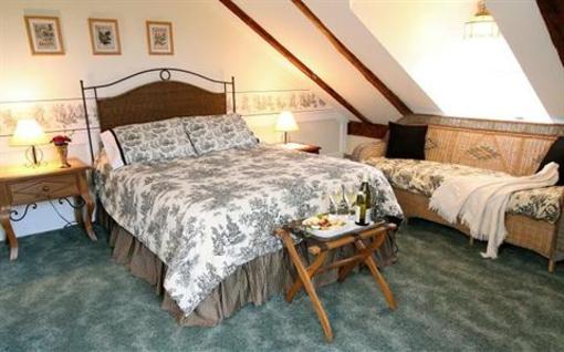 фото отеля Youngtown Inn