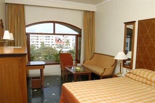 фото отеля Kamat Lingapur Hotel