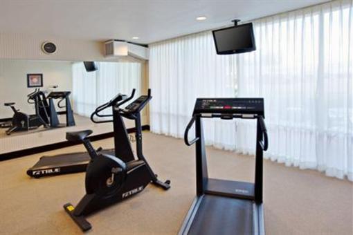 фото отеля Holiday Inn Express Hotel & Suites Jackson