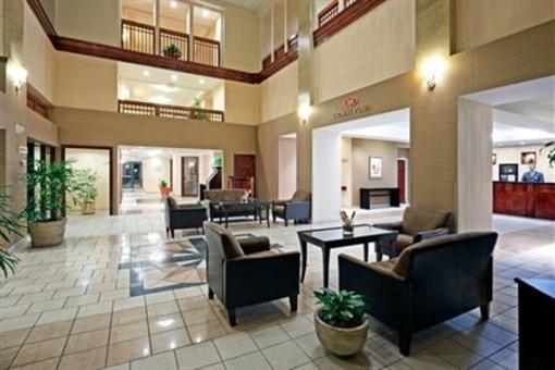 фото отеля Crowne Plaza Philadelphia - Bucks County