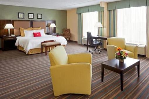 фото отеля Crowne Plaza Philadelphia - Bucks County