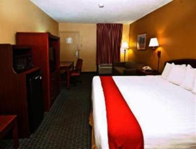фото отеля Baymont Inn and Suites Pensacola