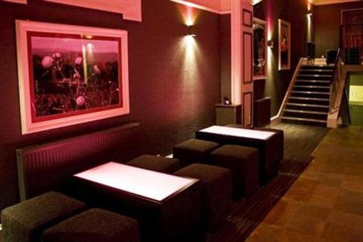 фото отеля Blue Rainbow Aparthotel - Manchester High Street