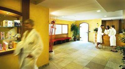 фото отеля Carlo Magno Zeledria Hotel