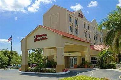 фото отеля Hampton Inn & Suites Ft. Lauderdale-Airport