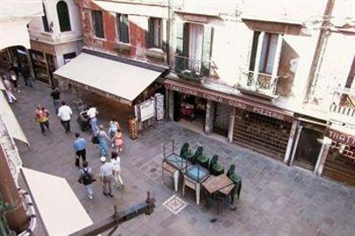 фото отеля Locanda al Leon