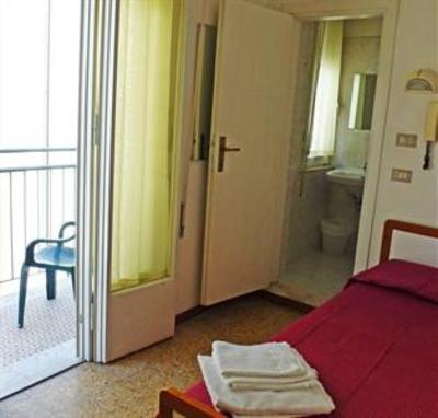 фото отеля Hotel Villa Derna