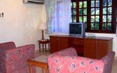 фото отеля Swiss-Court Holiday Apartments Damai Laut