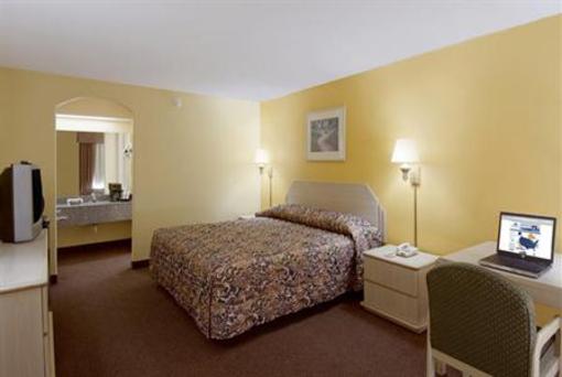 фото отеля America's Best Value Inn White Springs