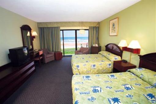 фото отеля Makai Beach Lodge