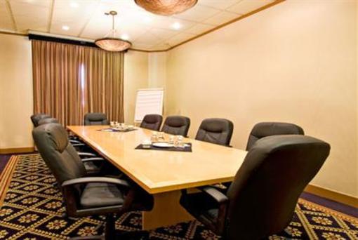 фото отеля Holiday Inn Express Hotel Vancouver Metrotown