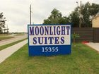 фото отеля Moonlight Suites
