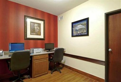 фото отеля BEST WESTERN Greentree Inn and Suites