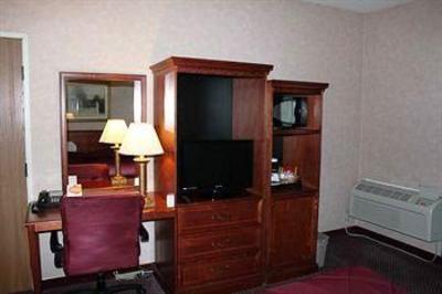 фото отеля Piccadilly Inn Express