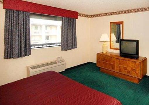 фото отеля Quality Inn Sanford (North Carolina)