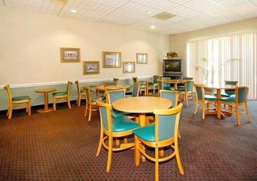фото отеля Quality Inn Sanford (North Carolina)