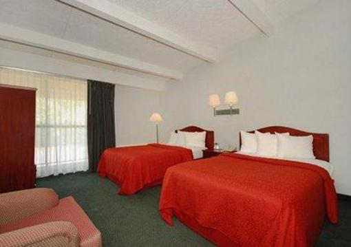 фото отеля Quality Inn & Suites Rock Hill (South Carolina)