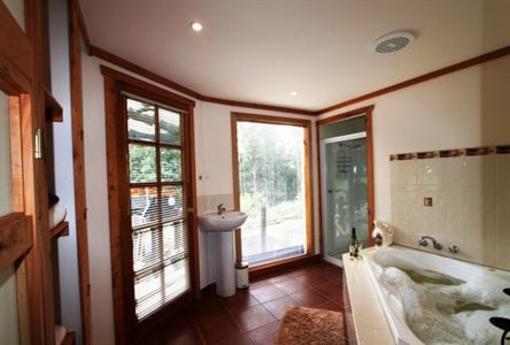фото отеля Love Grove Guest House