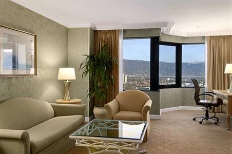 фото отеля Hilton Los Angeles / Universal City