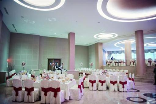 фото отеля Central Plaza Hotel