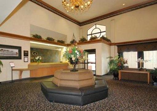 фото отеля Comfort Suites Saint Charles (Missouri)