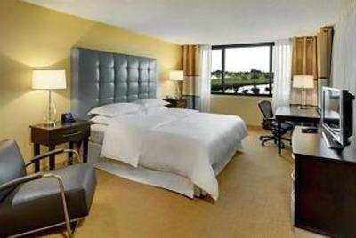 фото отеля Sheraton Miami Airport Hotel