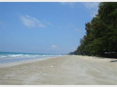 фото отеля The Royal Tropical Beach Condominium Rayong