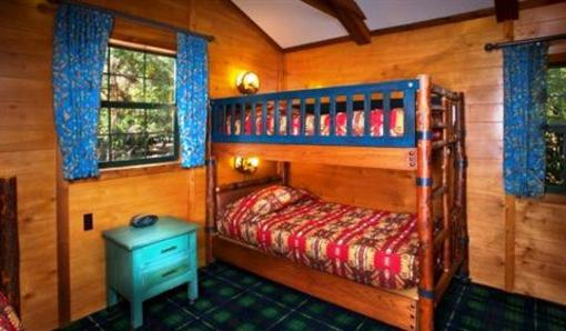 фото отеля The Cabins at Disney's Fort Wilderness Resort