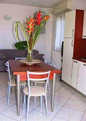 фото отеля Residenza Mediterranea Rimini