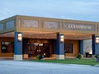 Don Hall's Guesthouse