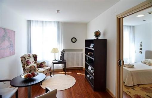 фото отеля Apartamentos Ovida
