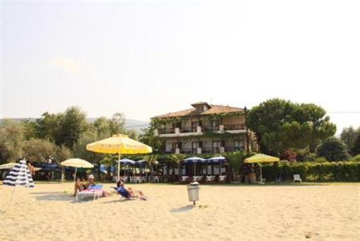 фото отеля Heraklia Beach Camping and Apartments