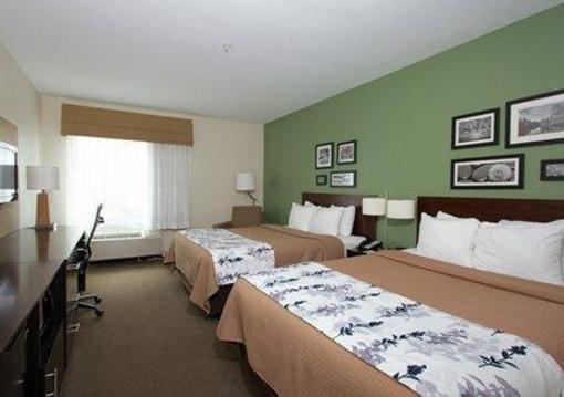 фото отеля Sleep Inn & Suites Evergreen