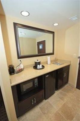фото отеля Hampton Inn & Suites Vineland