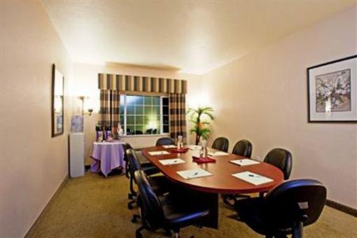 фото отеля Holiday Inn Express Garden Grove