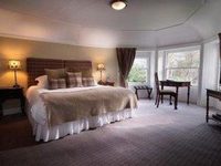 Barcaldine House Hotel and Cottages