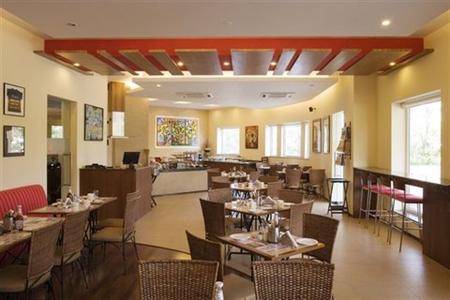 фото отеля Lemon Tree Hotel Hinjewadi Pimpri-Chinchwad