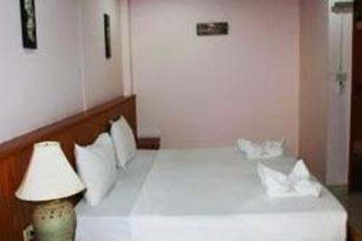 фото отеля Full Moon Guesthouse