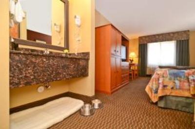 фото отеля BEST WESTERN Deer Park Inn & Suites