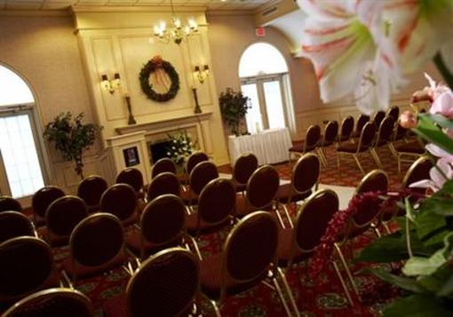 фото отеля The Country Springs Hotel