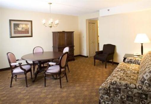 фото отеля Crowne Plaza Southbury