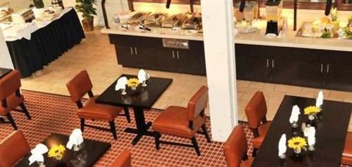 фото отеля Park Inn by Radisson Fresno