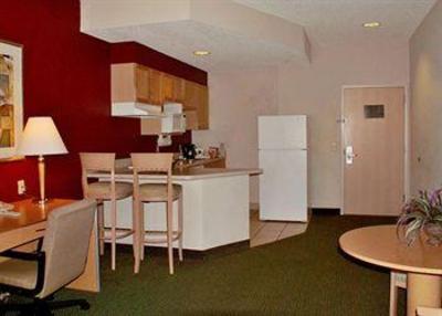 фото отеля Comfort Suites Central/I-44