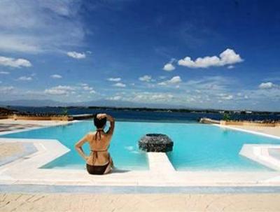 фото отеля Bluejaz Resort And Waterpark Samal