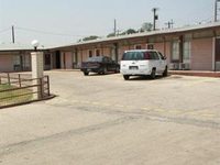 Holiday Host Motel