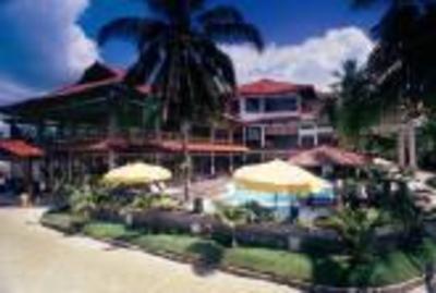 фото отеля Surya Pesona Beach Hotel
