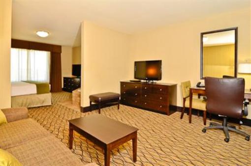 фото отеля Holiday Inn Express and Suites Williston