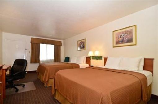 фото отеля Best Western Regency Inn & Suites Gonzales (Texas)